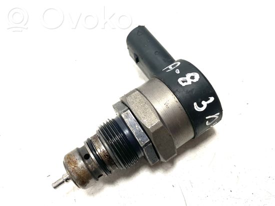 Audi A8 S8 D3 4E Fuel pressure regulator 057130764F 057130764F 0281002854