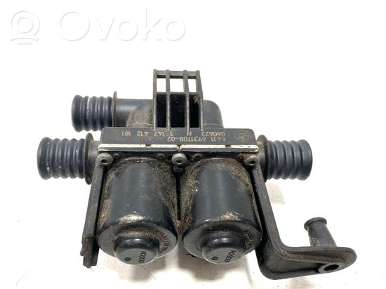 BMW 5 E60 E61 Coolant heater control valve 6931708 693170802 1147412181