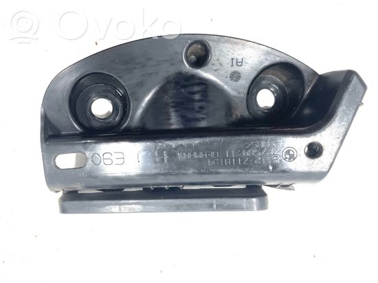 BMW 3 E90 E91 Rear bumper mounting bracket 51127118194 72758411
