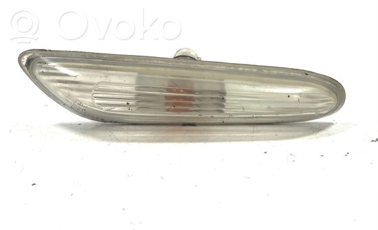 BMW 5 E60 E61 Front fender indicator light 8382104 8382104 4185L