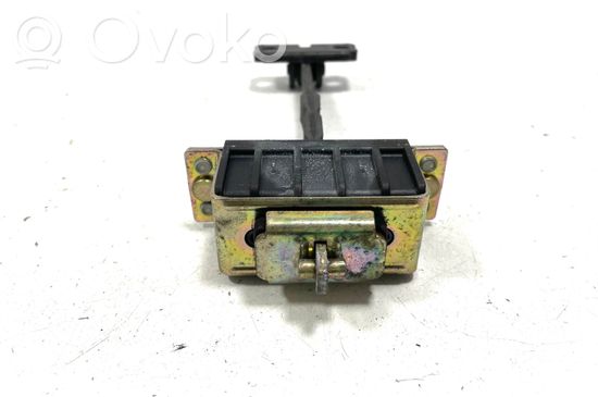 Mercedes-Benz E W211 Front door check strap stopper