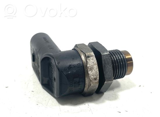 BMW X3 E83 Fuel pressure sensor 0281002497 004659