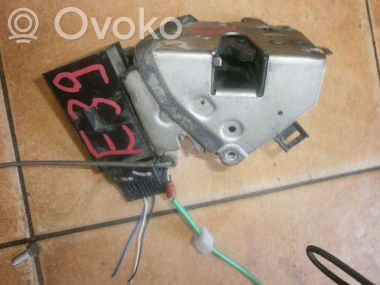 BMW 5 E39 Front door lock