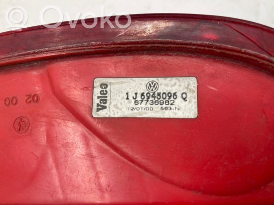 Volkswagen Golf IV Rear/tail lights