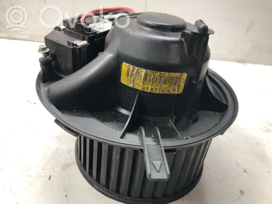 Volkswagen PASSAT B6 Heater fan/blower