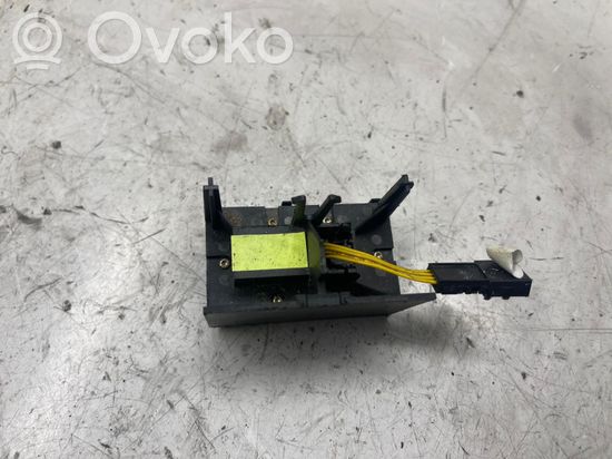 Audi A8 S8 D2 4D GPS navigation control unit/module 7612001129
