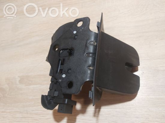 Audi Q7 4L Loading door lock 8P4827505C