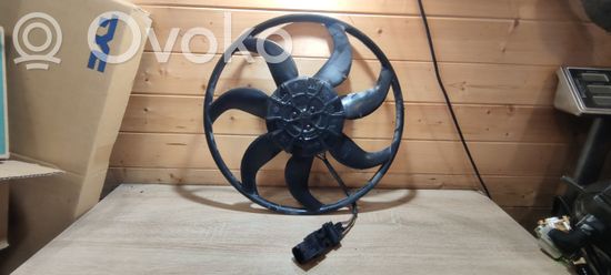 BMW 5 E60 E61 Radiator cooling fan shroud 3137229020