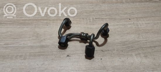 BMW 5 E60 E61 Fuel injector supply line/pipe