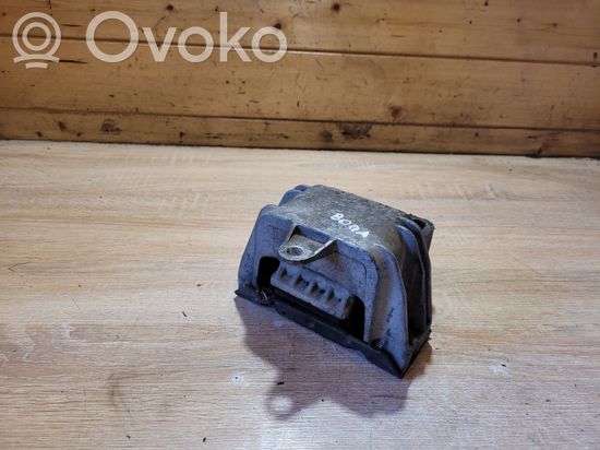 Volkswagen Bora Engine mount bracket 1J0199555