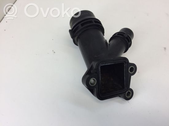 BMW 5 E39 Engine coolant pipe/hose 11122347744