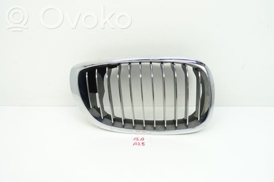 BMW 3 E46 Front grill 70643240