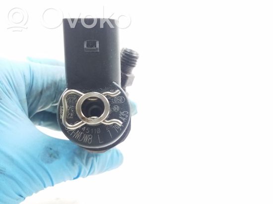 BMW 1 E81 E87 Fuel injector 0445110209 7794435