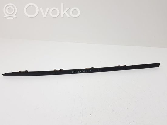 BMW 5 E60 E61 Windshield trim 7045447
