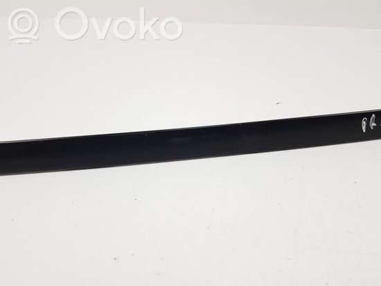 BMW 5 E60 E61 Windshield trim 7045448