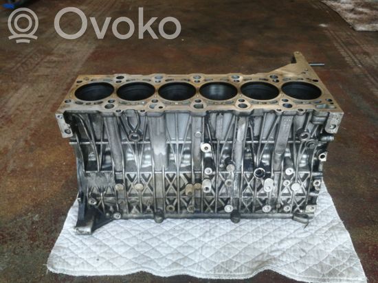 BMW 7 E65 E66 Engine block 7792821