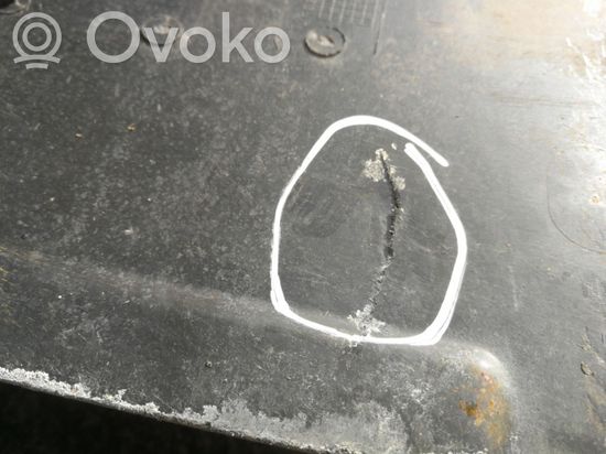 BMW X3 E83 Center/middle under tray cover