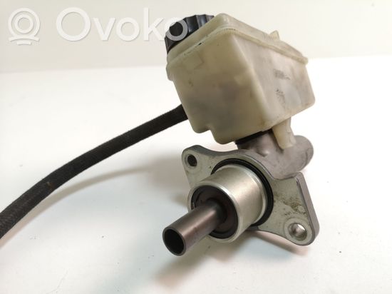 BMW 3 E46 Master brake cylinder 03350884451