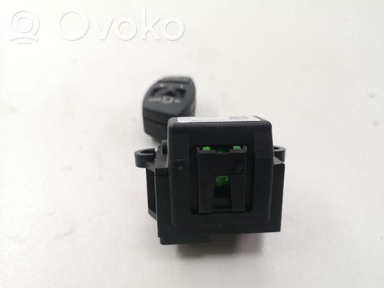 BMW 5 E60 E61 Wiper control stalk 6924107