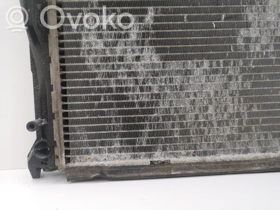 BMW 3 E90 E91 Coolant radiator 779745106 E5842V 6443631