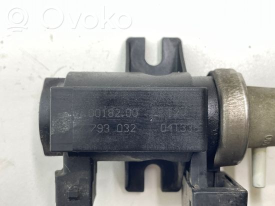 BMW 5 E60 E61 Turbo solenoid valve 7793032 70018200