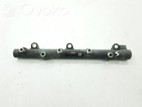 BMW 5 E60 E61 Fuel main line pipe 7787164