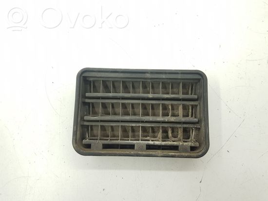 BMW 5 E39 Quarter panel pressure vent 64228377280