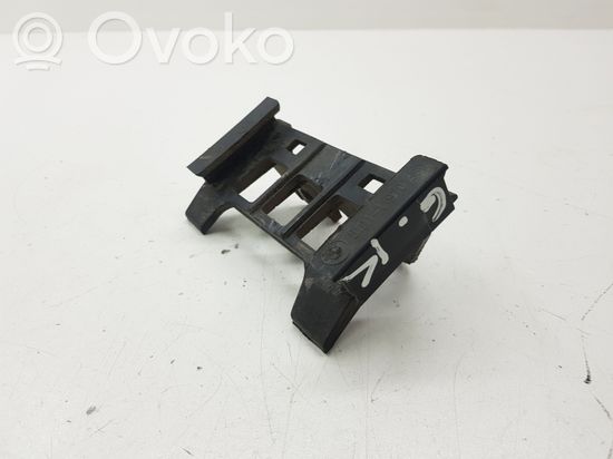 BMW 5 E39 Rear bumper mounting bracket 1970389 51111970389