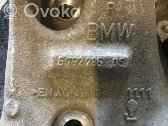 BMW 1 F20 F21 Front wheel hub 6792286