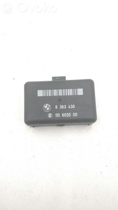 BMW 5 E39 Rain sensor 8363430 00602000