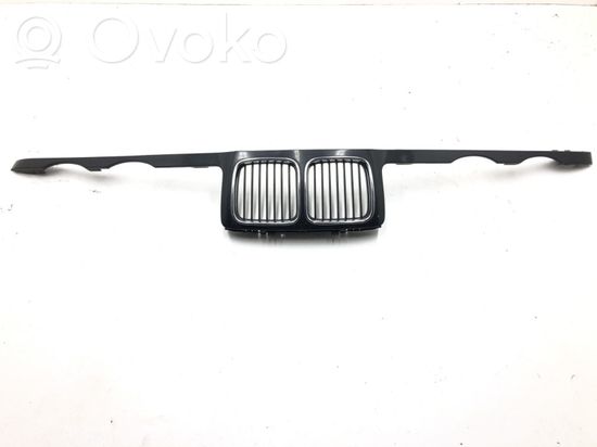 BMW 5 E34 Front grill 51131973825