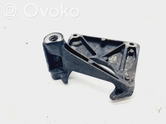 BMW 5 E60 E61 Engine mounting bracket 22116761117