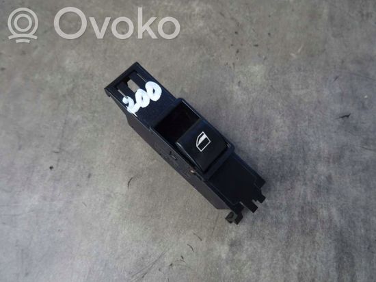 BMW 3 E46 Electric window control switch 6902176