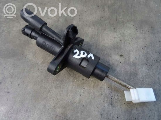 Audi A2 Clutch master cylinder 8Z1721388