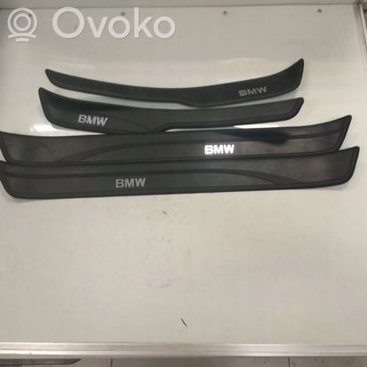BMW 3 E90 E91 Foot area side trim