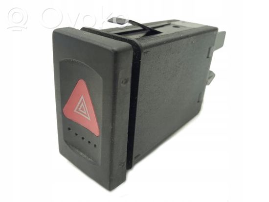 Volkswagen Golf IV Hazard light switch