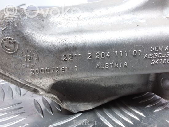 BMW M5 Engine mounting bracket 2284111 20007261