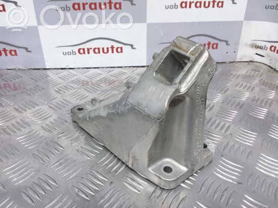 BMW M5 Engine mounting bracket 2284111 20007261