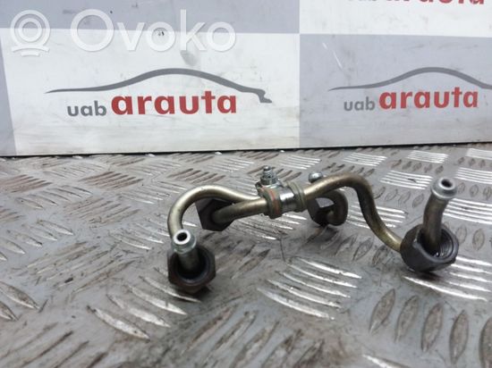 BMW 5 E60 E61 Fuel injector supply line/pipe