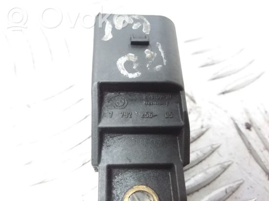 BMW 5 E60 E61 Camshaft position sensor 7792256