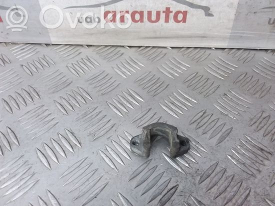 BMW X5 E53 Fuel Injector clamp holder