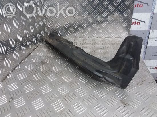 Audi A4 S4 B7 8E 8H Fender foam support/seal 8E082111A