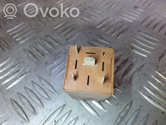 BMW 3 E36 Other relay 1391725