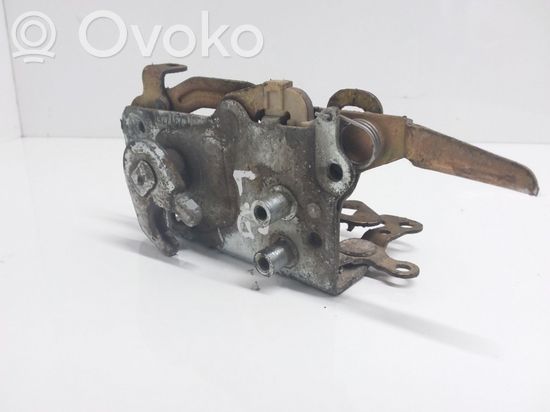 BMW 5 E28 Rear door lock 1927467