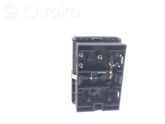 BMW 5 E34 Electric window control switch 1374491