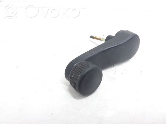 Volkswagen PASSAT B4 Front door window winding handle 3A0837581B