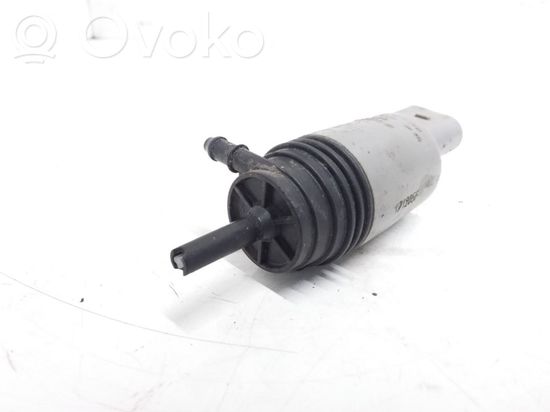 BMW 5 E60 E61 Windscreen/windshield washer pump 6934159