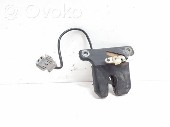 Audi 80 90 S2 B4 Tailgate/trunk/boot lock/catch/latch 8A5827505B