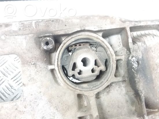 Volkswagen PASSAT B6 Front subframe 7N0199369A