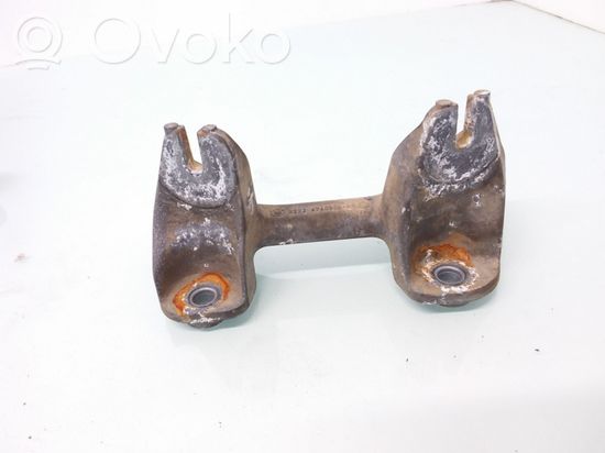 BMW X1 E84 Gearbox mounting bracket 6760303